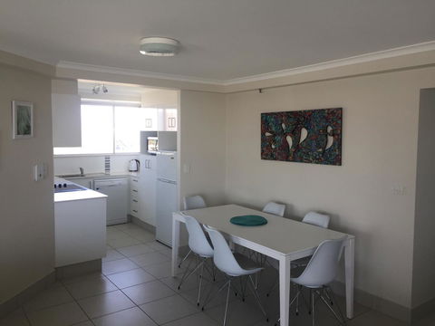 Ocean Plaza Resort - Redcliffe Tourism 30