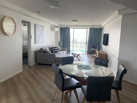 Ocean Plaza Resort - Redcliffe Tourism 1