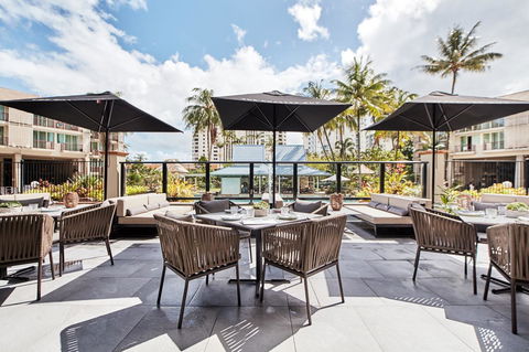 Novotel Cairns Oasis Resort - Redcliffe Tourism 32