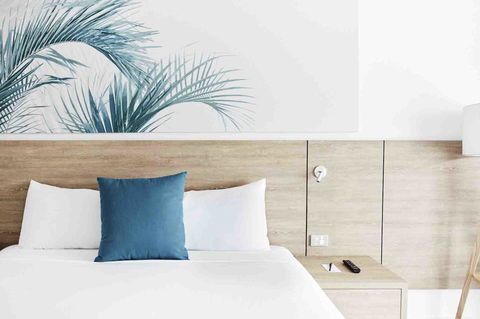 Novotel Cairns Oasis Resort - Redcliffe Tourism 10