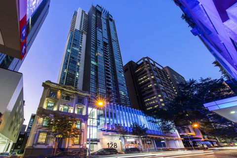 Oaks Brisbane On Charlotte Suites - Redcliffe Tourism 0