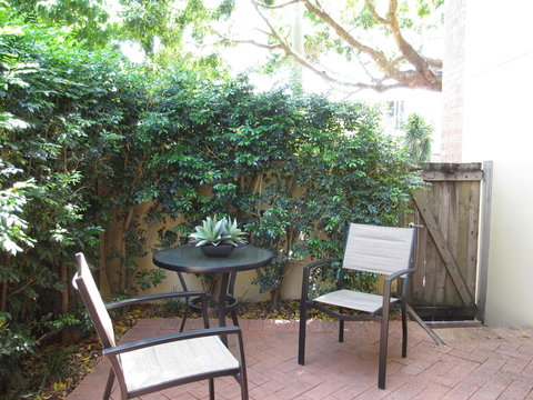 Powerhouse Apartments - Redcliffe Tourism 9