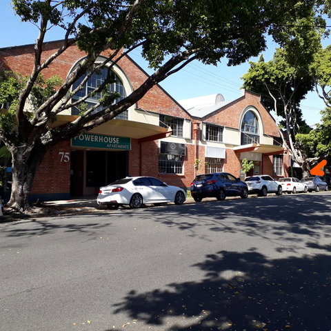 Powerhouse Apartments - Redcliffe Tourism 1
