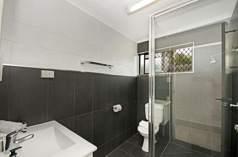 Townsville Holiday Apartments - Redcliffe Tourism 18