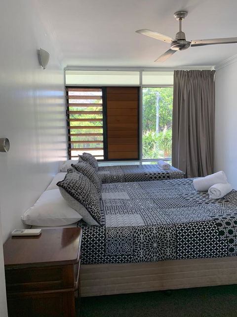 Townsville Holiday Apartments - Redcliffe Tourism 7