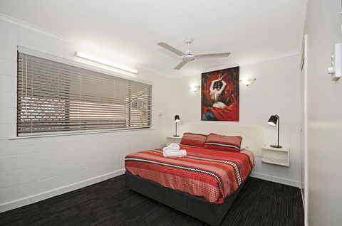 Townsville Holiday Apartments - Redcliffe Tourism 14