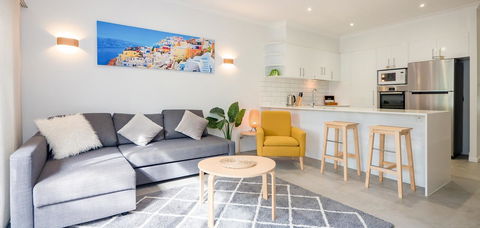 Currumbin Sands On The Beach - Redcliffe Tourism 17