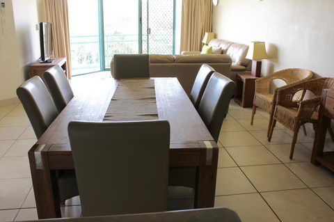 Currumbin Sands On The Beach - Redcliffe Tourism 33