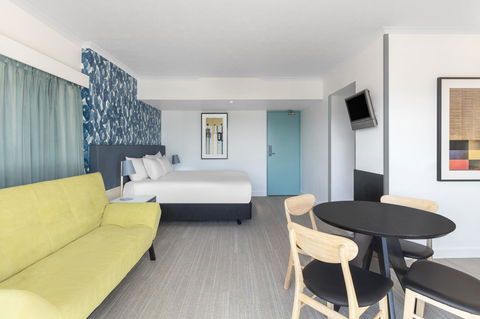 Vibe Hotel Gold Coast - Redcliffe Tourism 35