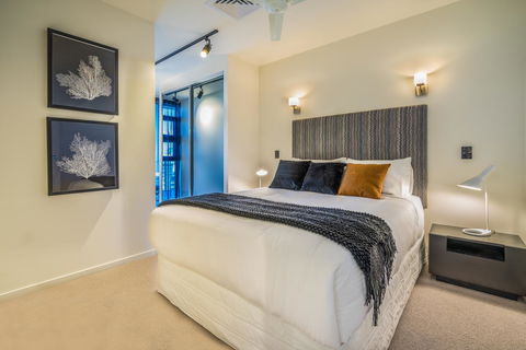 Arena Apartments By CLLIX - Redcliffe Tourism 11