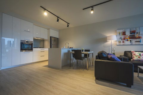 Arena Apartments By CLLIX - Redcliffe Tourism 36