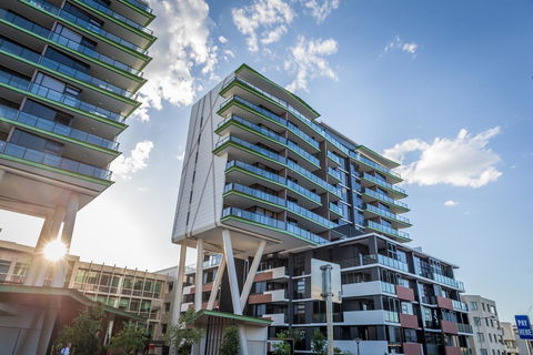 Arena Apartments By CLLIX - Redcliffe Tourism 23