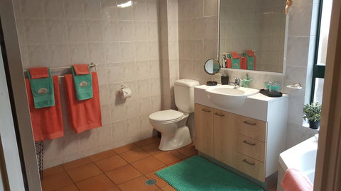 Jackies Holiday Apartment - Redcliffe Tourism 14