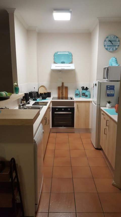 Jackies Holiday Apartment - Redcliffe Tourism 8