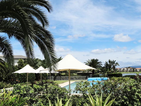 Waterfront Resort Villa With Buggy - Redcliffe Tourism 22