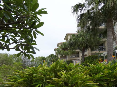 Waterfront Resort Villa With Buggy - Redcliffe Tourism 31