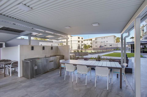 Catalina Resort - Redcliffe Tourism 17