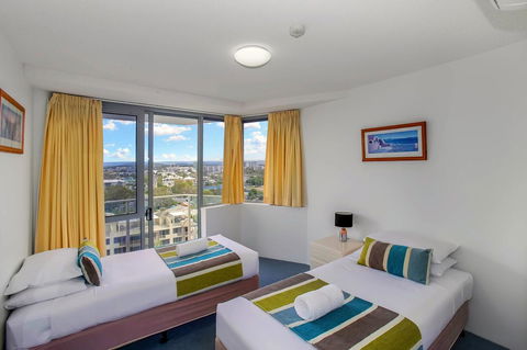 Catalina Resort - Redcliffe Tourism 8