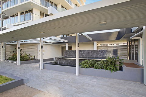 Catalina Resort - Redcliffe Tourism 24