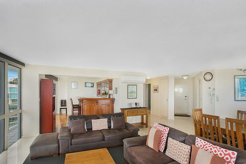 Catalina Resort - Redcliffe Tourism 29