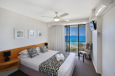 Catalina Resort - Redcliffe Tourism 11