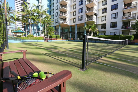 Neptune Resort - Redcliffe Tourism 3