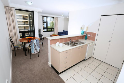 Neptune Resort - Redcliffe Tourism 35