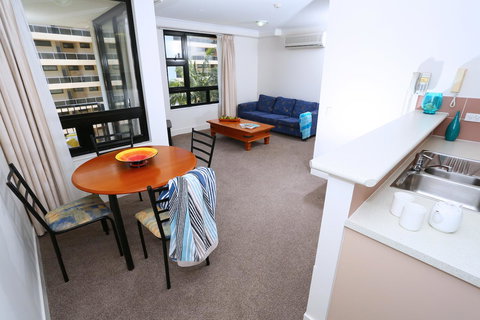 Neptune Resort - Redcliffe Tourism 39