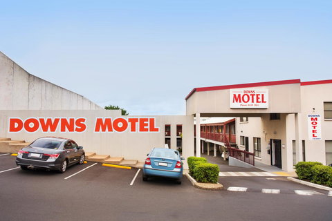 Downs Motel - Redcliffe Tourism 24