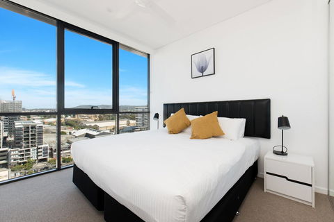 Hope Street Apartments By CLLIX - Redcliffe Tourism 13