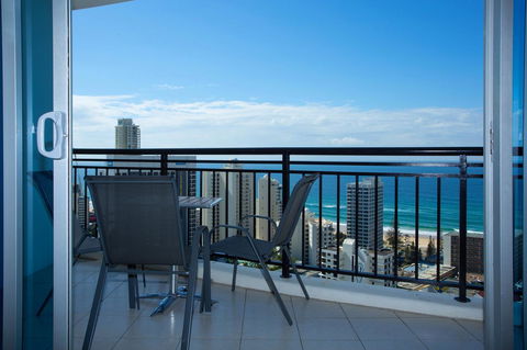 Chevron Renaissance - Private Apartments - Redcliffe Tourism 19