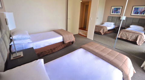 Chevron Renaissance - Private Apartments - Redcliffe Tourism 44