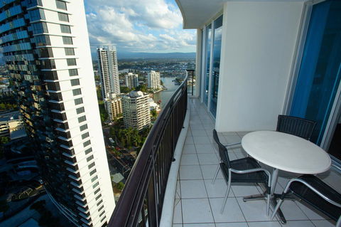 Chevron Renaissance - Private Apartments - Redcliffe Tourism 33