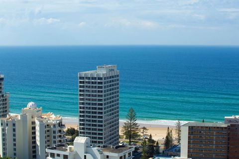 Chevron Renaissance - Private Apartments - Redcliffe Tourism 8