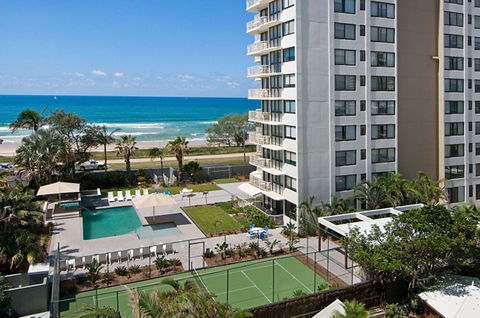 Boulevard Towers On Broadbeach - Redcliffe Tourism 4