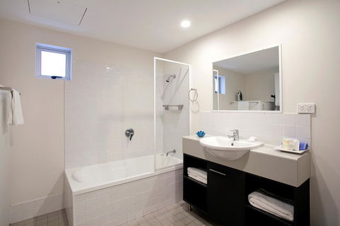 Verano Resort Noosa - Redcliffe Tourism 33