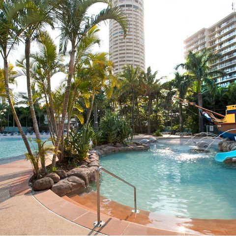 Mantra Crown Towers - Redcliffe Tourism 9