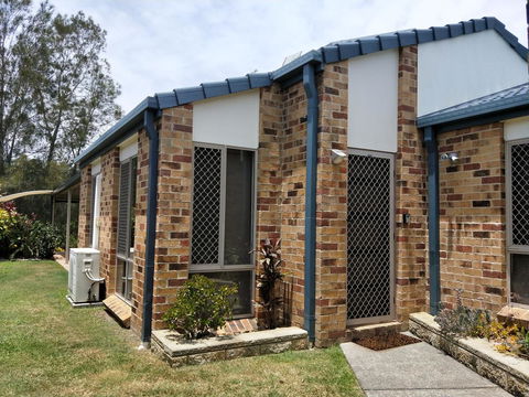 Waterfront Theme Park Getaway - Redcliffe Tourism 13