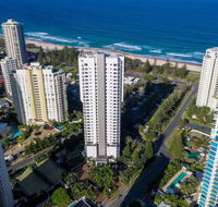 Oscar On Main Beach Resort - Redcliffe Tourism