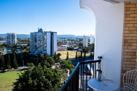 The Island Gold Coast - Redcliffe Tourism 21