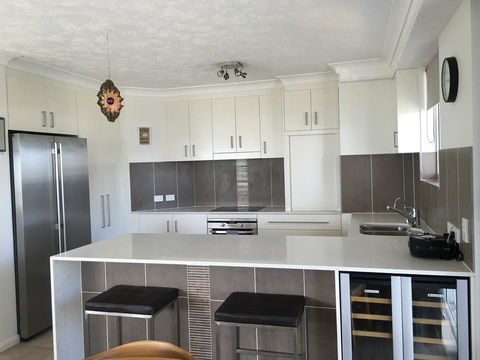 Wharf Boutique Apartments - Redcliffe Tourism 33