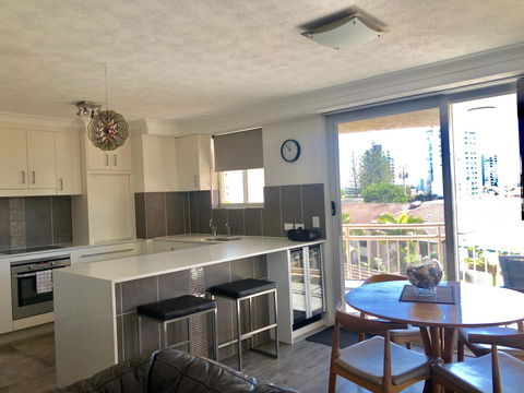 Wharf Boutique Apartments - Redcliffe Tourism 8