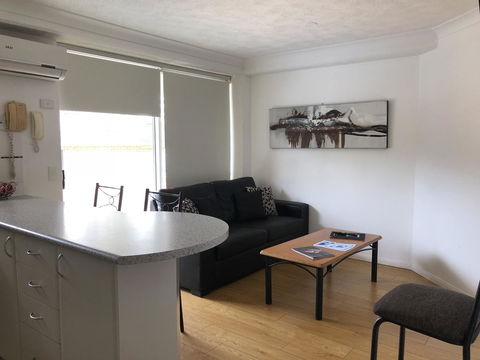 Wharf Boutique Apartments - Redcliffe Tourism 31