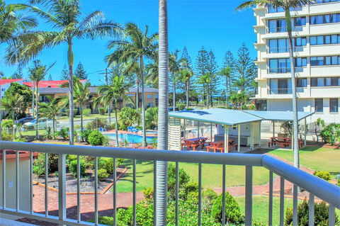 Key Largo Holiday Apartments - Redcliffe Tourism 18