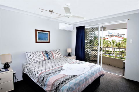 Key Largo Holiday Apartments - Redcliffe Tourism 2