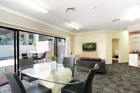 Riverside Hotel Southbank - Redcliffe Tourism 16