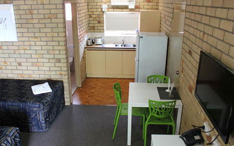 City Motor Inn - Redcliffe Tourism 13