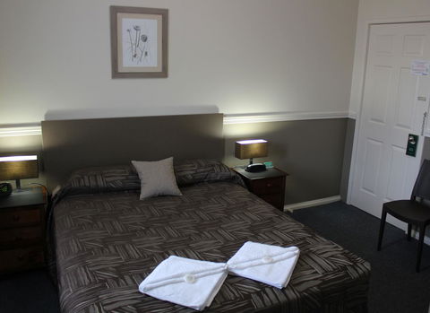 City Motor Inn - Redcliffe Tourism 10