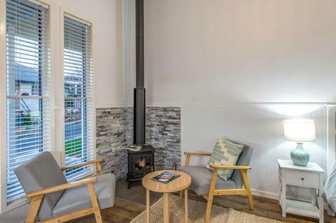 Hampton Estate Wines - Redcliffe Tourism 1