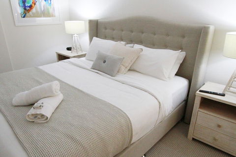 Narrowneck Court Holiday Apartments - Redcliffe Tourism 31